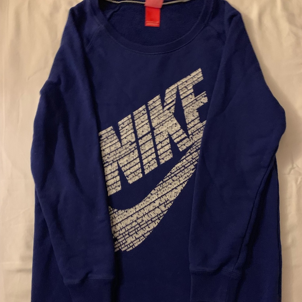Nike pull over
